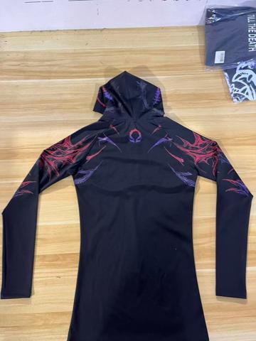 Breathe Divinity · Compresión hoodies