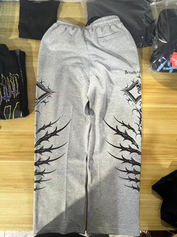 Breathe Divinity · Pantalones