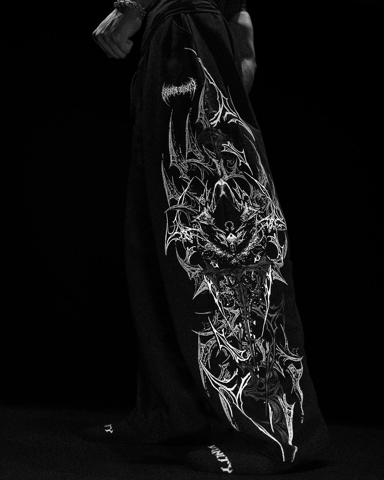 Breathe Divinity · Pantalones