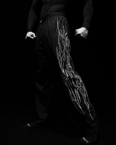 Breathe Divinity · Pantalones