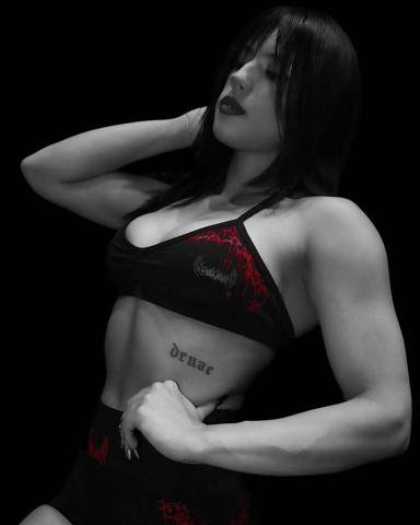 Breathe Divinity · Tops deportivos